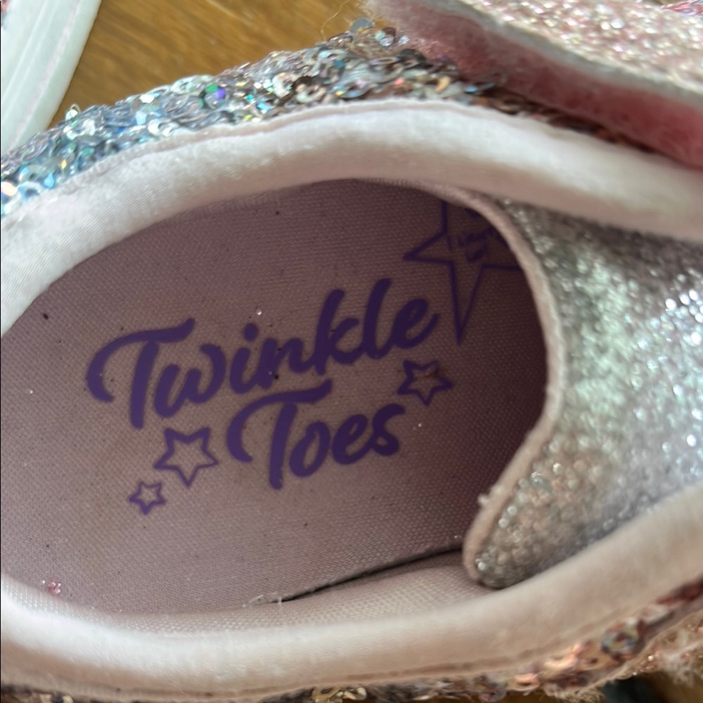 Twinkle Toes Kids Glitter Light Up Sneakers - Pink and Silver - Picture 9 of 9